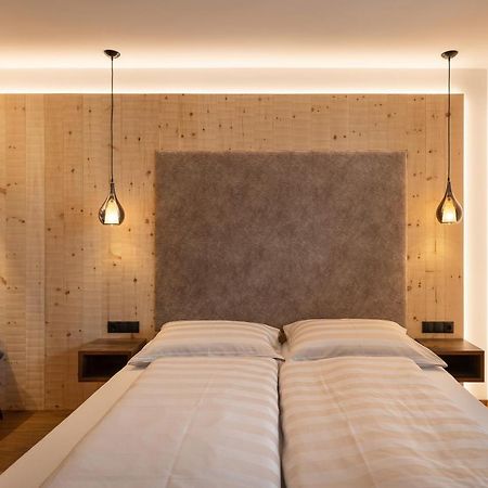 Hotel Garni Landhaus Platzer Zell am Ziller Luaran gambar