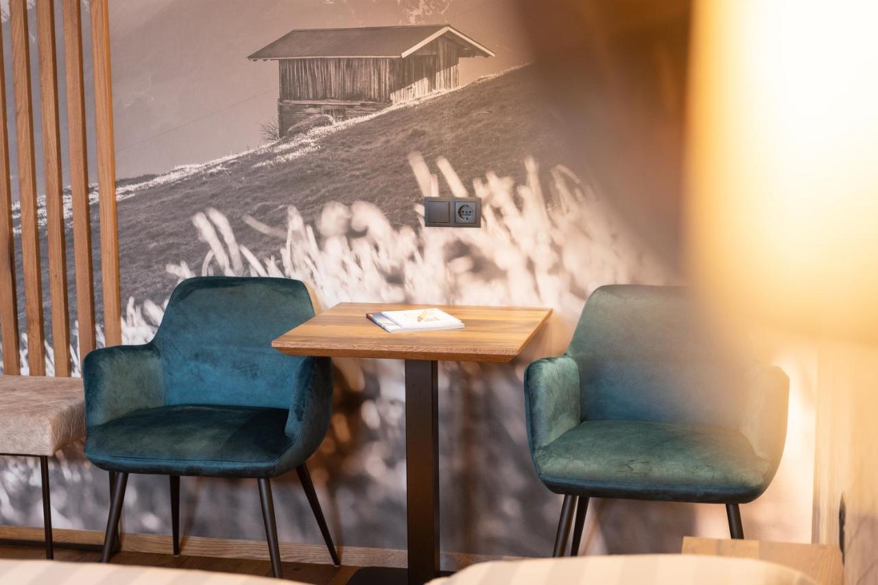 Hotel Garni Landhaus Platzer Zell am Ziller Luaran gambar